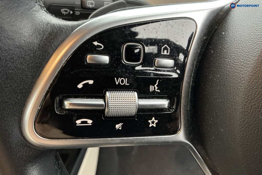 Mercedes-Benz A Class Sport Executive Edition Automatic Petrol Hatchback - Stock Number (1583927) - 17th supplementary image