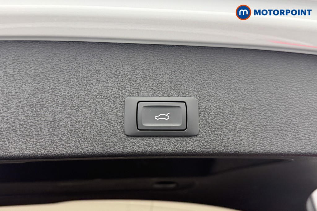 Audi Q2 S Line Manual Petrol SUV - Stock Number (1584279) - 22nd supplementary image