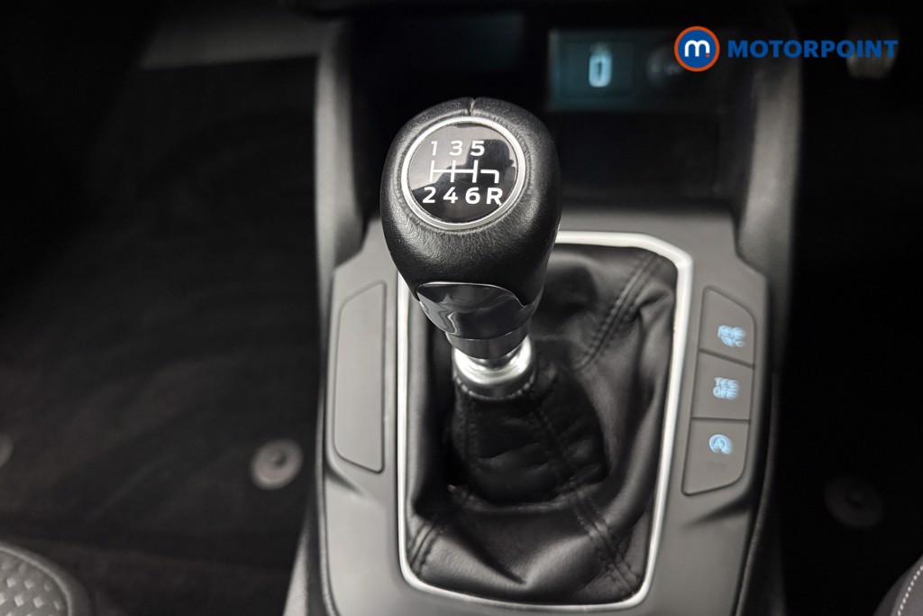 Ford Focus Zetec Manual Petrol Hatchback - Stock Number (1585134) - 5th supplementary image