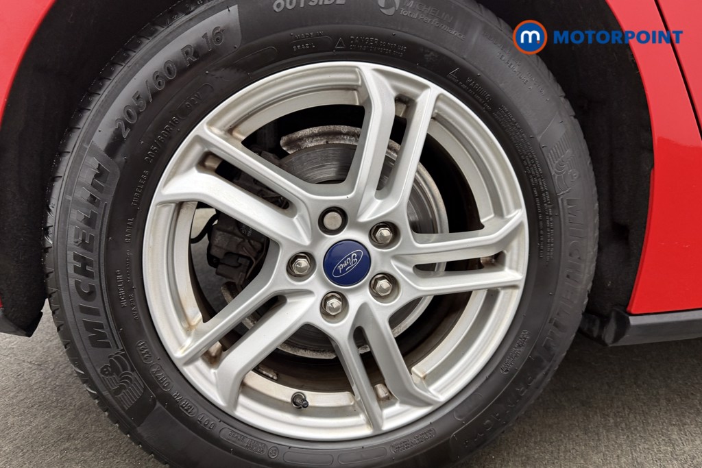 Ford Focus Zetec Manual Petrol Hatchback - Stock Number (1585134) - 8th supplementary image