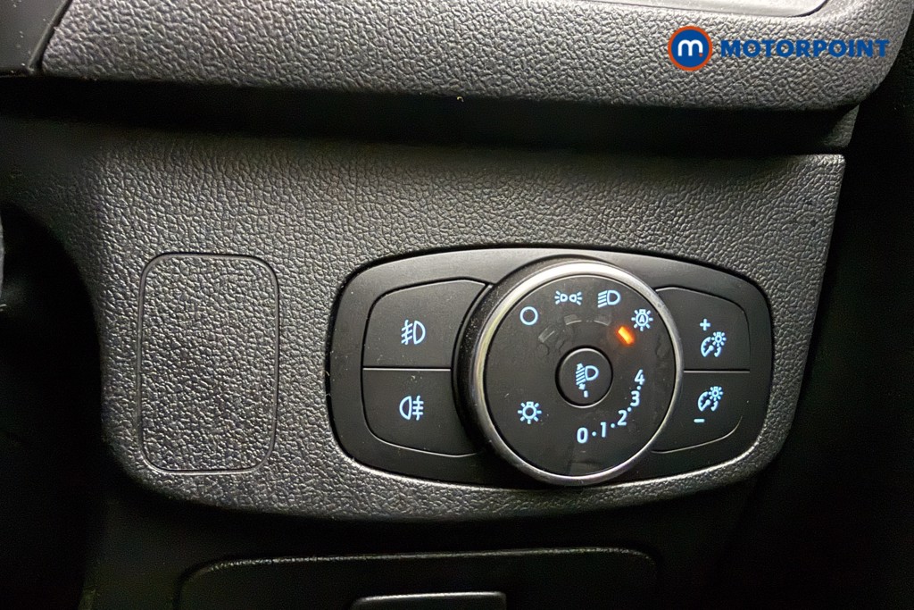 Ford Focus Zetec Manual Petrol Hatchback - Stock Number (1585134) - 15th supplementary image