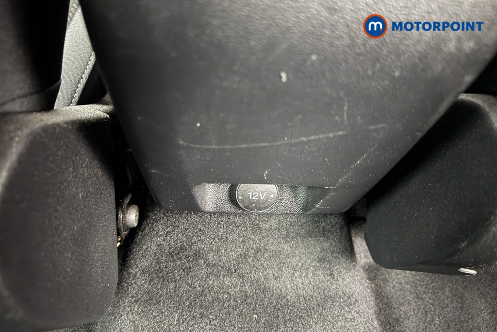 Ford Focus Zetec Manual Petrol Hatchback - Stock Number (1585134) - 18th supplementary image