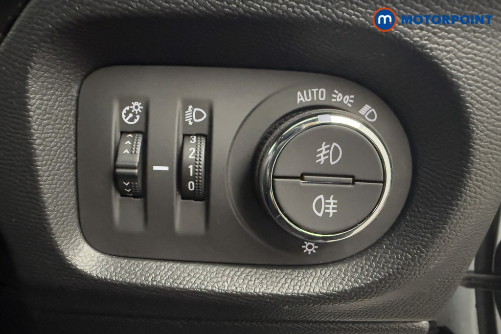 Vauxhall Corsa GS Manual Petrol Hatchback - Stock Number (1586020) - 14th supplementary image