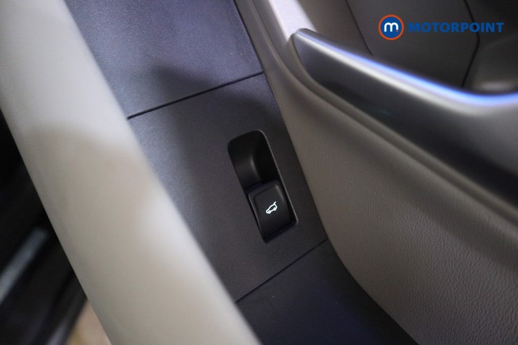 Ford Explorer Premium Automatic Electric SUV - Stock Number (1586051) - 12th supplementary image