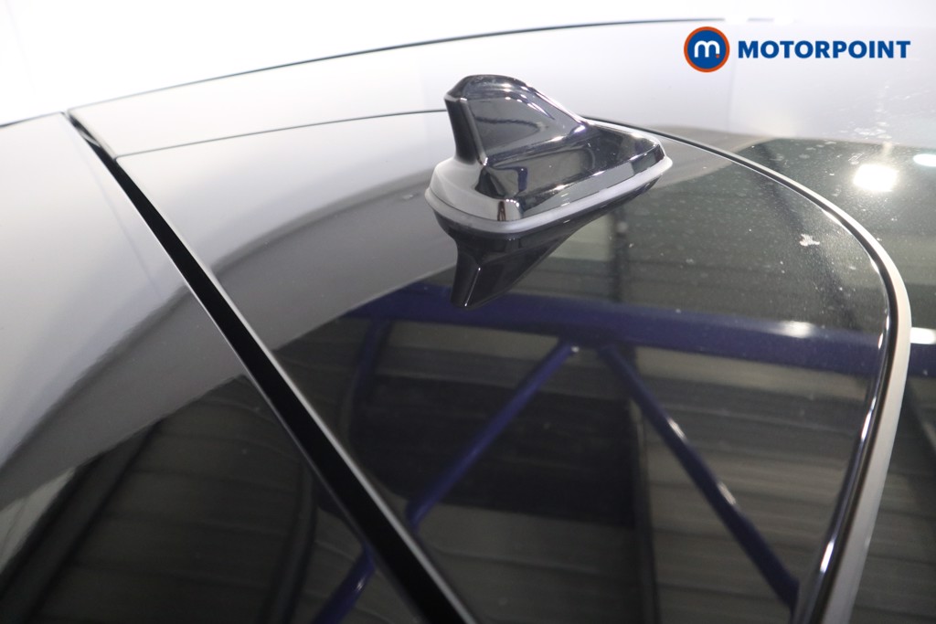 Ford Explorer Premium Automatic Electric SUV - Stock Number (1586051) - 30th supplementary image