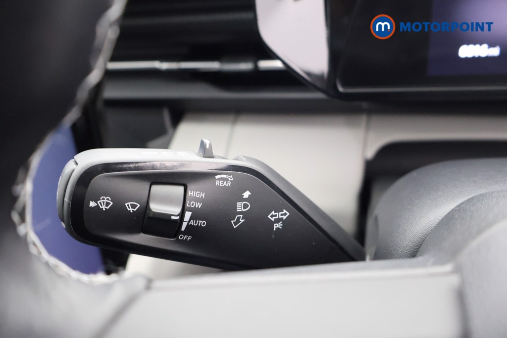 Ford Explorer Premium Automatic Electric SUV - Stock Number (1586053) - 5th supplementary image