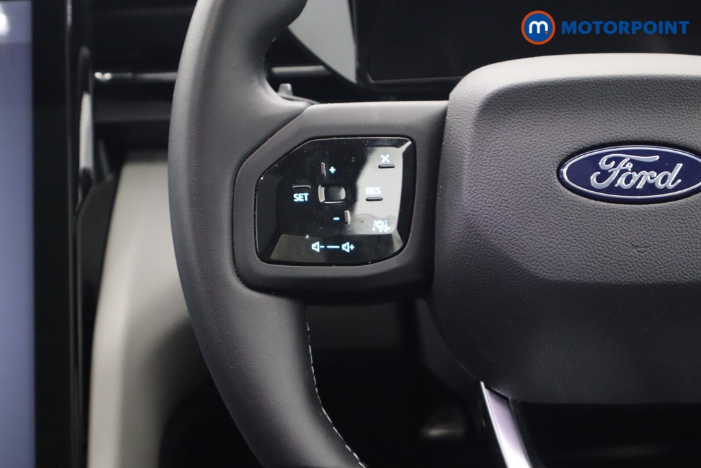 Ford Explorer Premium Automatic Electric SUV - Stock Number (1586081) - 6th supplementary image