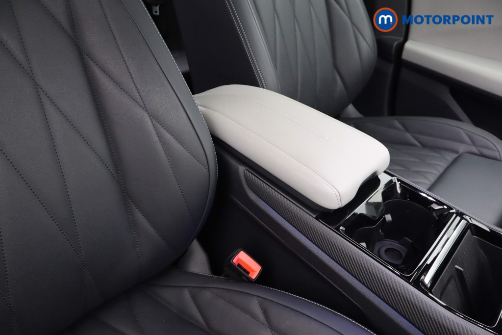 Ford Explorer Premium Automatic Electric SUV - Stock Number (1586081) - 13th supplementary image