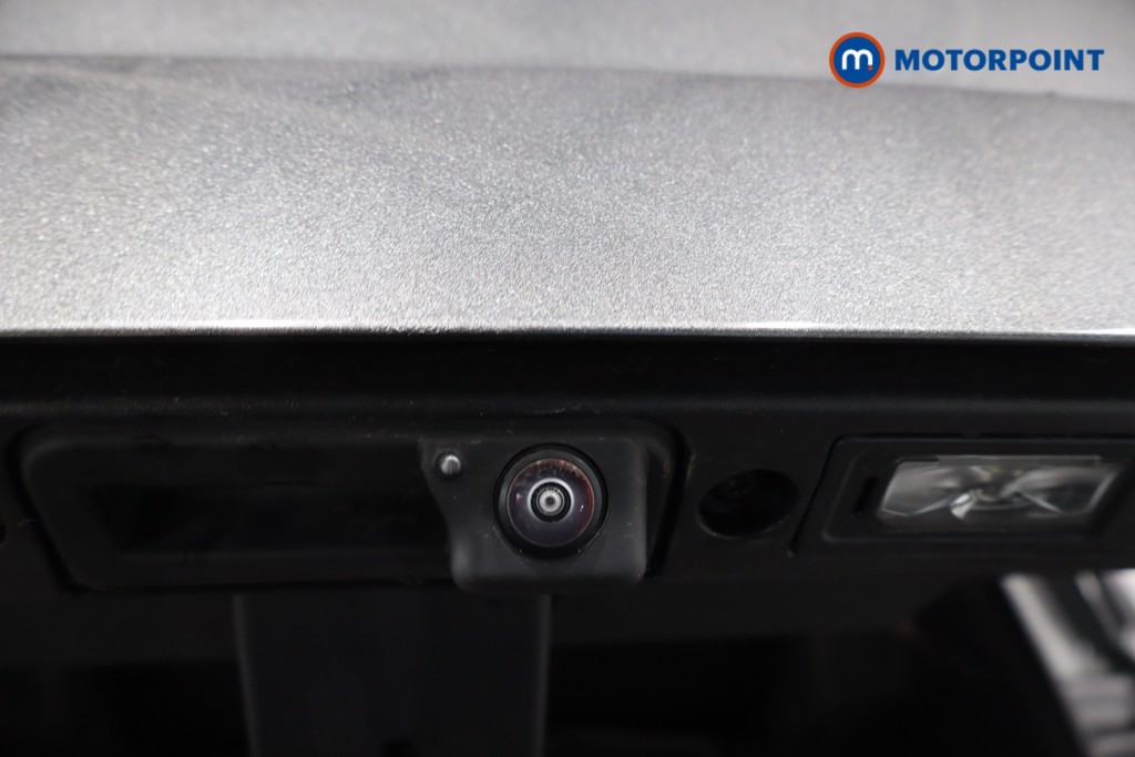 Ford Explorer Premium Automatic Electric SUV - Stock Number (1586093) - 37th supplementary image