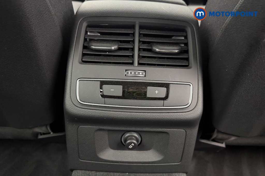 Audi A4 Technik Automatic Petrol Saloon - Stock Number (1586822) - 21st supplementary image