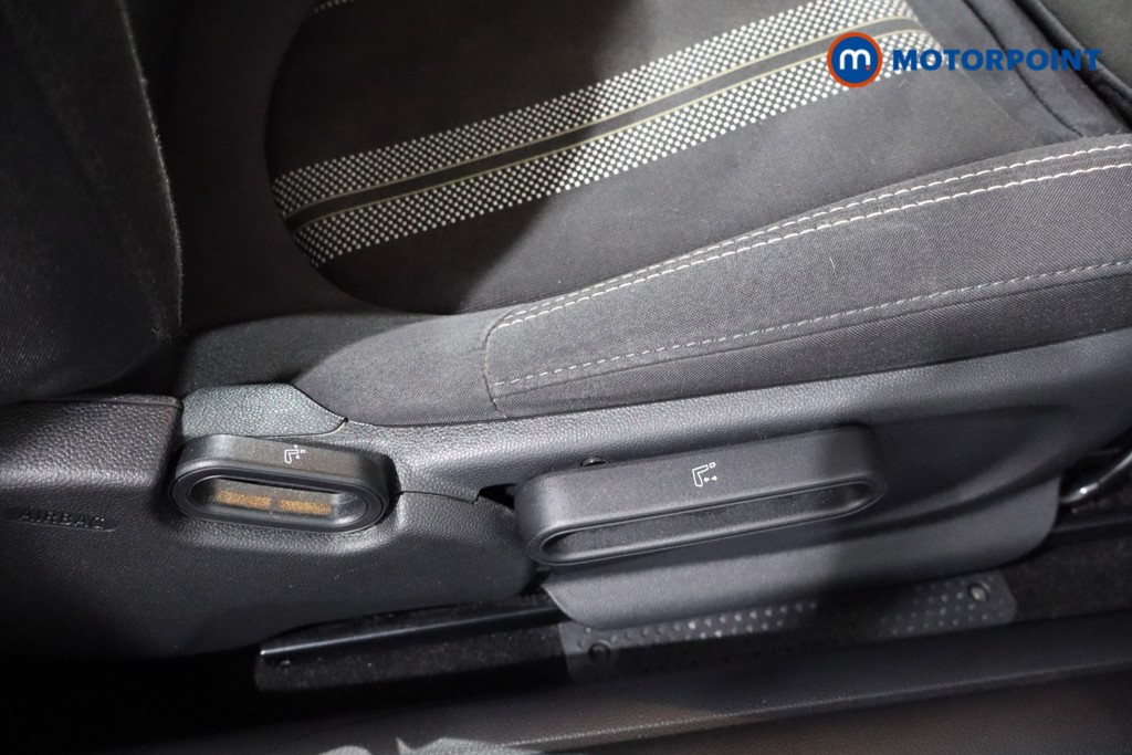 Mini Hatchback Cooper S Sport Automatic Petrol Hatchback - Stock Number (1586830) - 26th supplementary image