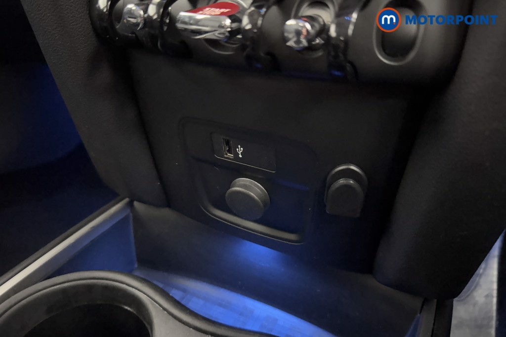 Mini Countryman Cooper Exclusive Automatic Petrol SUV - Stock Number (1587025) - 13th supplementary image