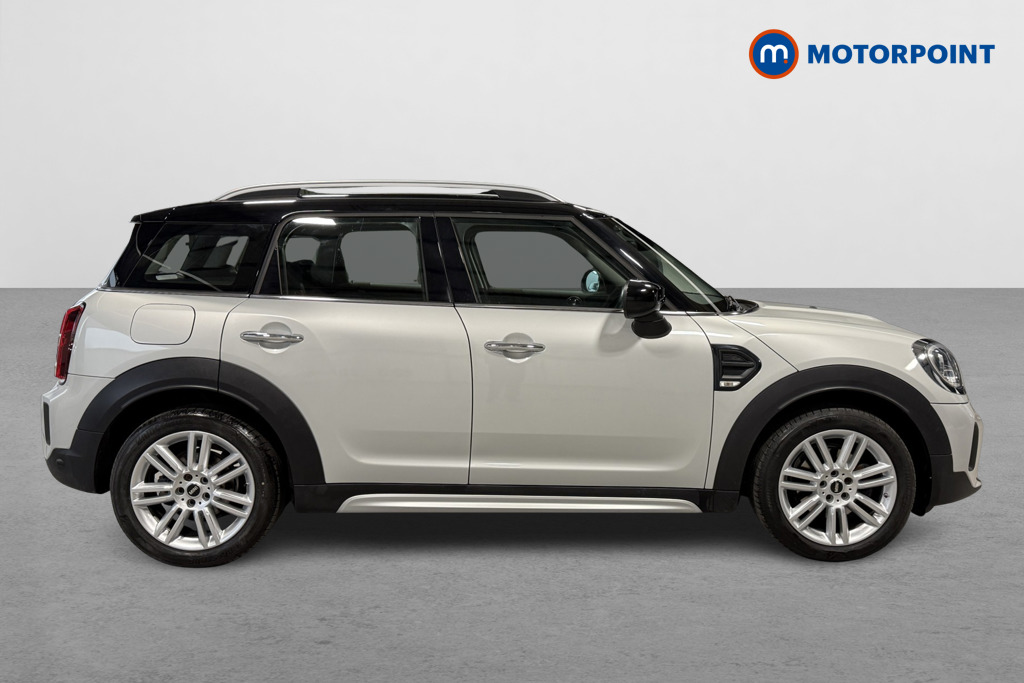 Mini Countryman Cooper Exclusive Automatic Petrol SUV - Stock Number (1587025) - Drivers side
