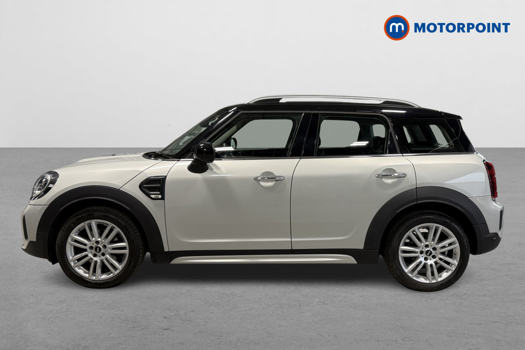 Mini Countryman Cooper Exclusive Automatic Petrol SUV - Stock Number (1587025) - Passenger side
