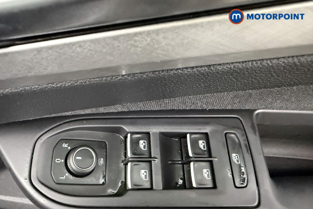 Volkswagen Golf Life Manual Petrol Hatchback - Stock Number (1587114) - 19th supplementary image