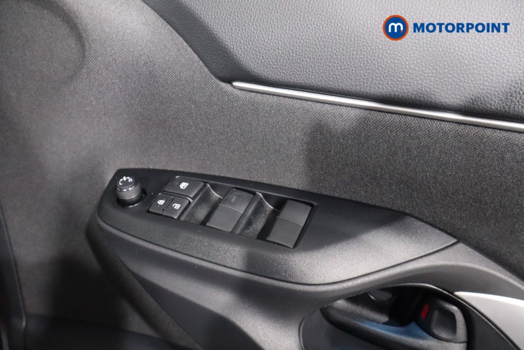 Toyota Yaris Cross Design Automatic Petrol-Electric Hybrid Estate - Stock Number (1587369) - 22nd supplementary image