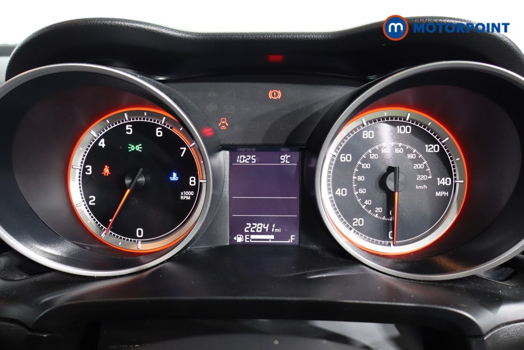 Suzuki Swift Attitude Manual Petrol Hatchback - Stock Number (1587497) - 2nd supplementary image