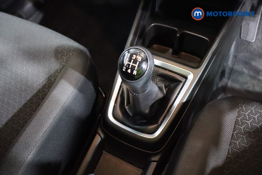 Suzuki Swift Attitude Manual Petrol Hatchback - Stock Number (1587497) - 12th supplementary image