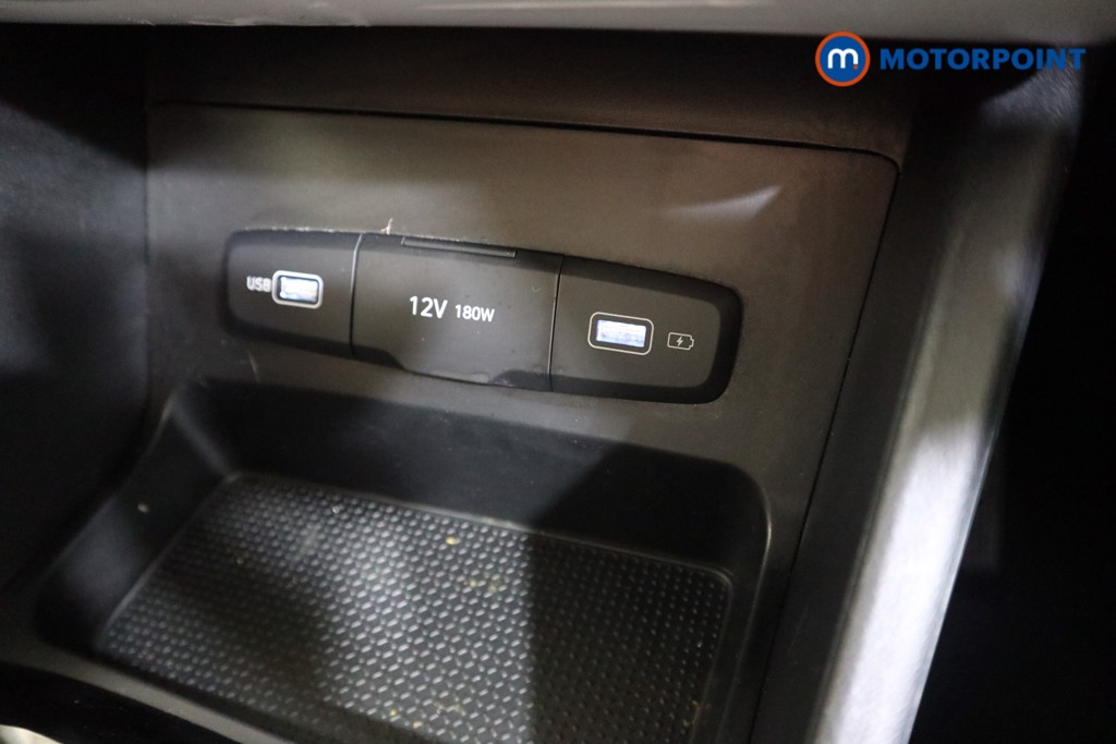 Hyundai Tucson Se Connect Manual Petrol SUV - Stock Number (1587717) - 8th supplementary image