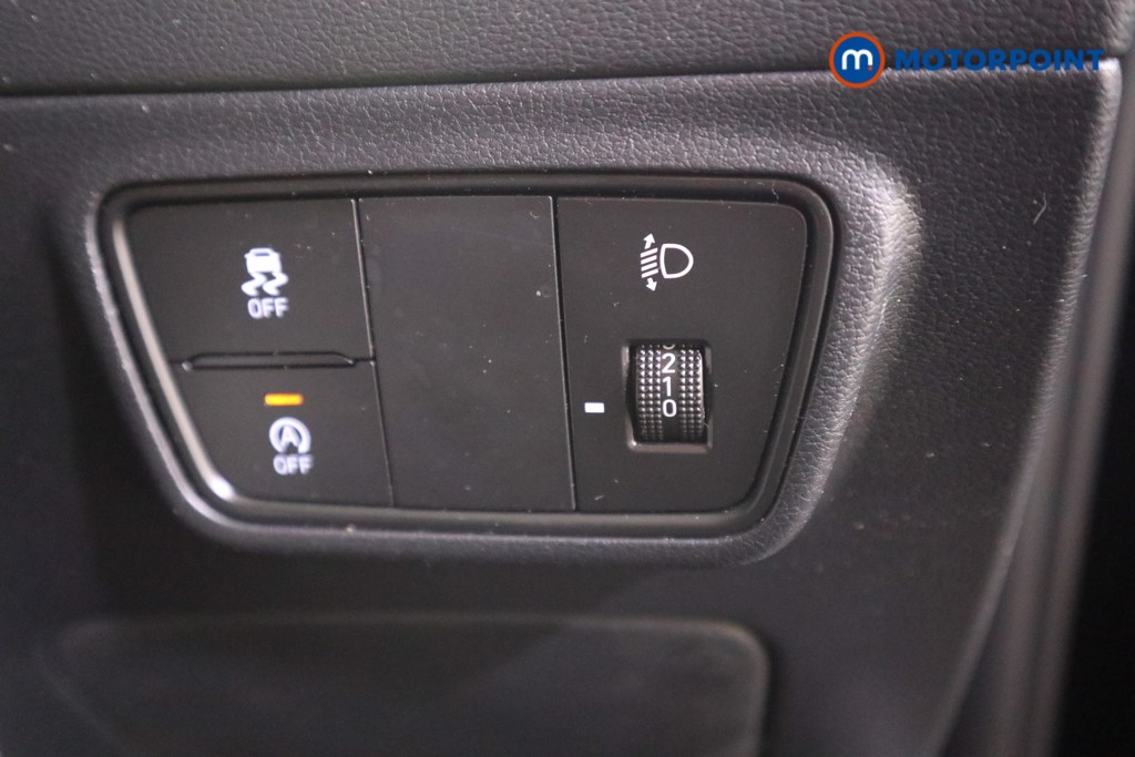 Hyundai Tucson Se Connect Manual Petrol SUV - Stock Number (1587717) - 12th supplementary image