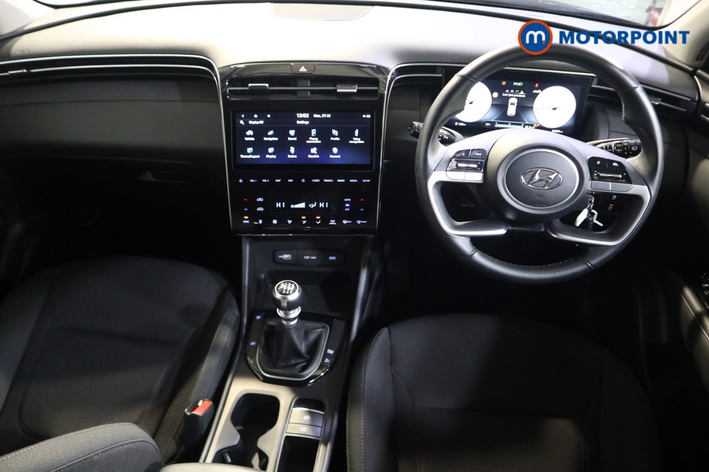 Hyundai Tucson Se Connect Manual Petrol SUV - Stock Number (1587717) - 1st supplementary image