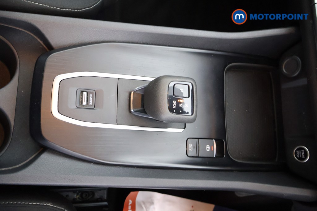 Nissan Qashqai Acenta Premium Automatic Petrol SUV - Stock Number (1587733) - 9th supplementary image