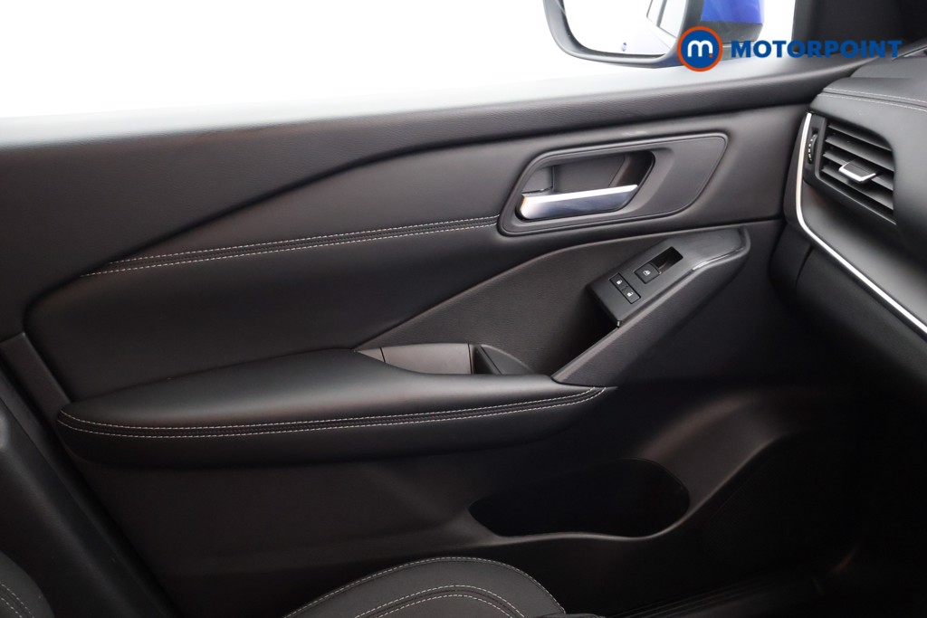 Nissan Qashqai Acenta Premium Automatic Petrol SUV - Stock Number (1587733) - 12th supplementary image