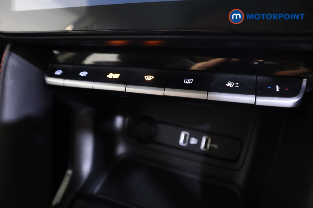 Mg Motor Uk ZS Exclusive Manual Petrol SUV - Stock Number (1587758) - 8th supplementary image