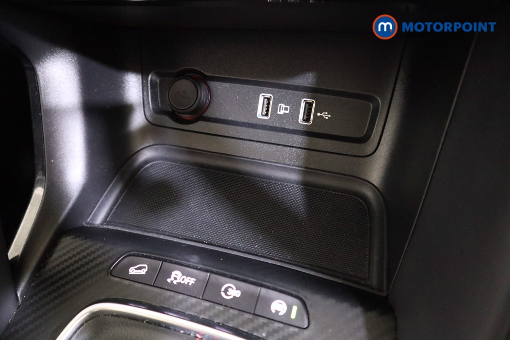 Mg Motor Uk ZS Exclusive Manual Petrol SUV - Stock Number (1587758) - 9th supplementary image