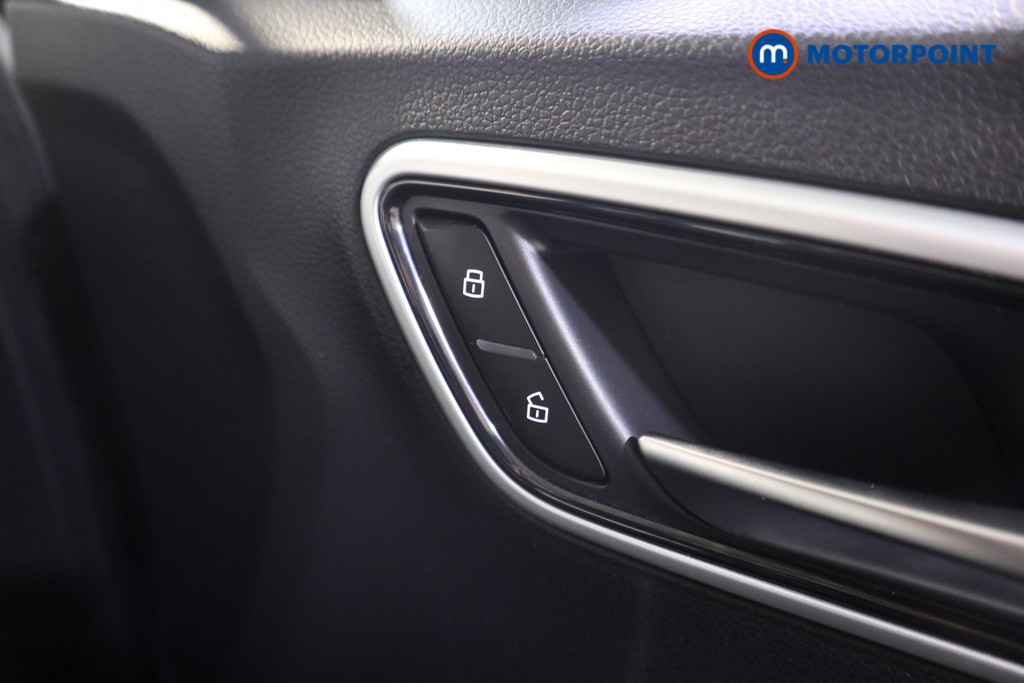 Mg Motor Uk ZS Exclusive Manual Petrol SUV - Stock Number (1587758) - 12th supplementary image