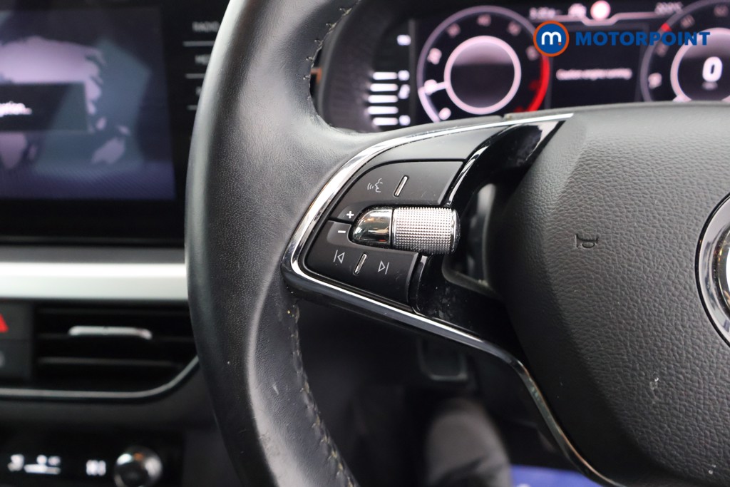 Skoda Kamiq Se L Manual Petrol SUV - Stock Number (1588047) - 2nd supplementary image