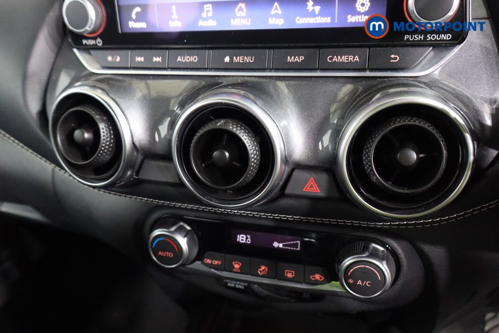 Nissan Juke N-Connecta Manual Petrol SUV - Stock Number (1588081) - 12th supplementary image