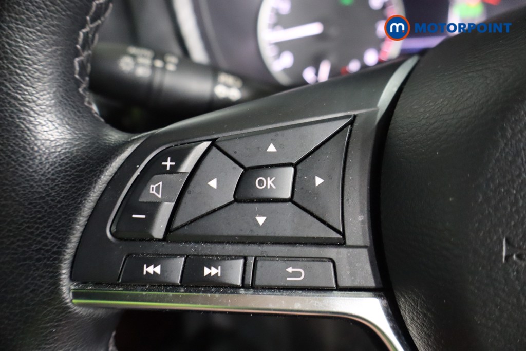 Nissan Juke N-Connecta Manual Petrol SUV - Stock Number (1588081) - 14th supplementary image