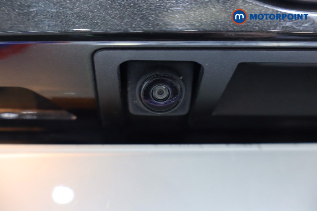 Nissan Juke N-Connecta Manual Petrol SUV - Stock Number (1588081) - 25th supplementary image