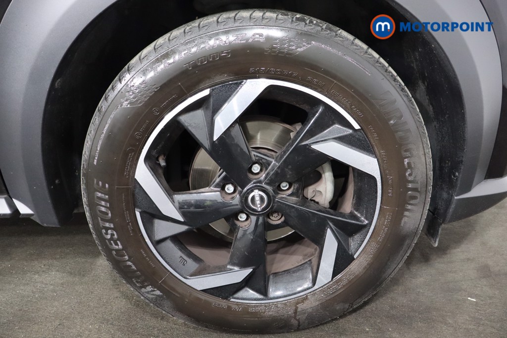 Nissan Juke N-Connecta Manual Petrol SUV - Stock Number (1588081) - 27th supplementary image