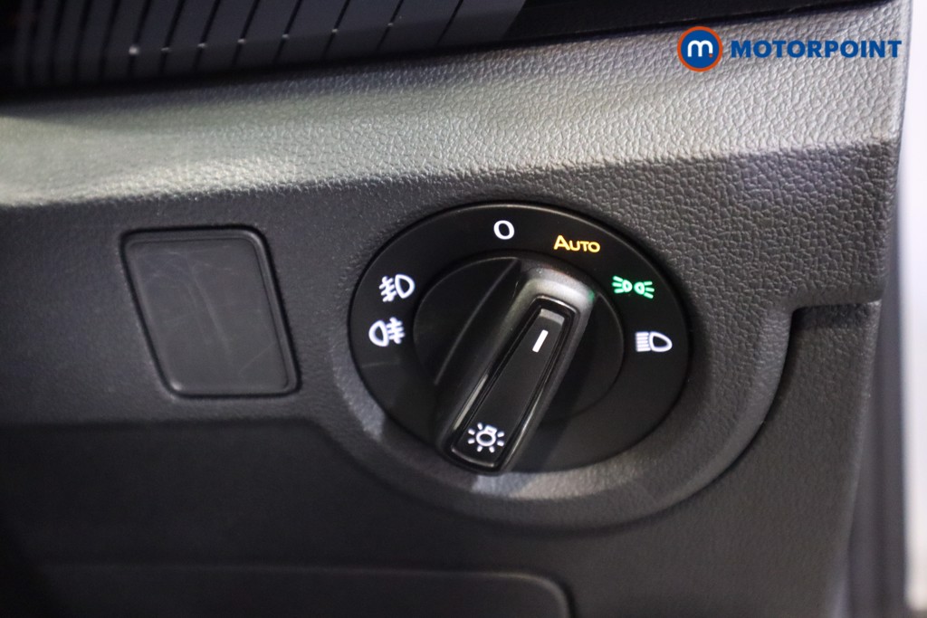 Volkswagen T-Cross Black Edition Manual Petrol SUV - Stock Number (1588345) - 13th supplementary image