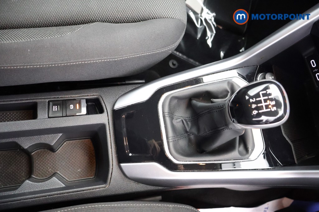 Volkswagen T-Roc Life Manual Diesel SUV - Stock Number (1588525) - 11th supplementary image