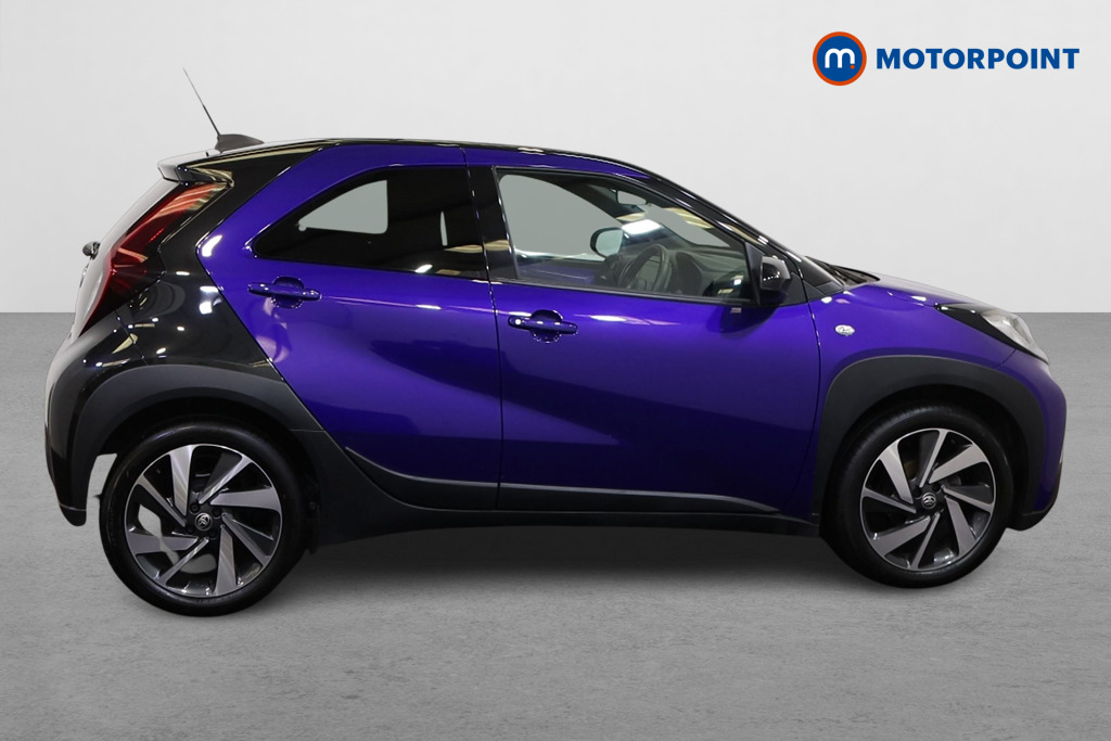 Toyota Aygo X Edge Manual Petrol Hatchback - Stock Number (1588804) - Drivers side