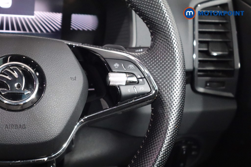 Skoda Karoq Sportline Automatic Petrol SUV - Stock Number (1589170) - 8th supplementary image