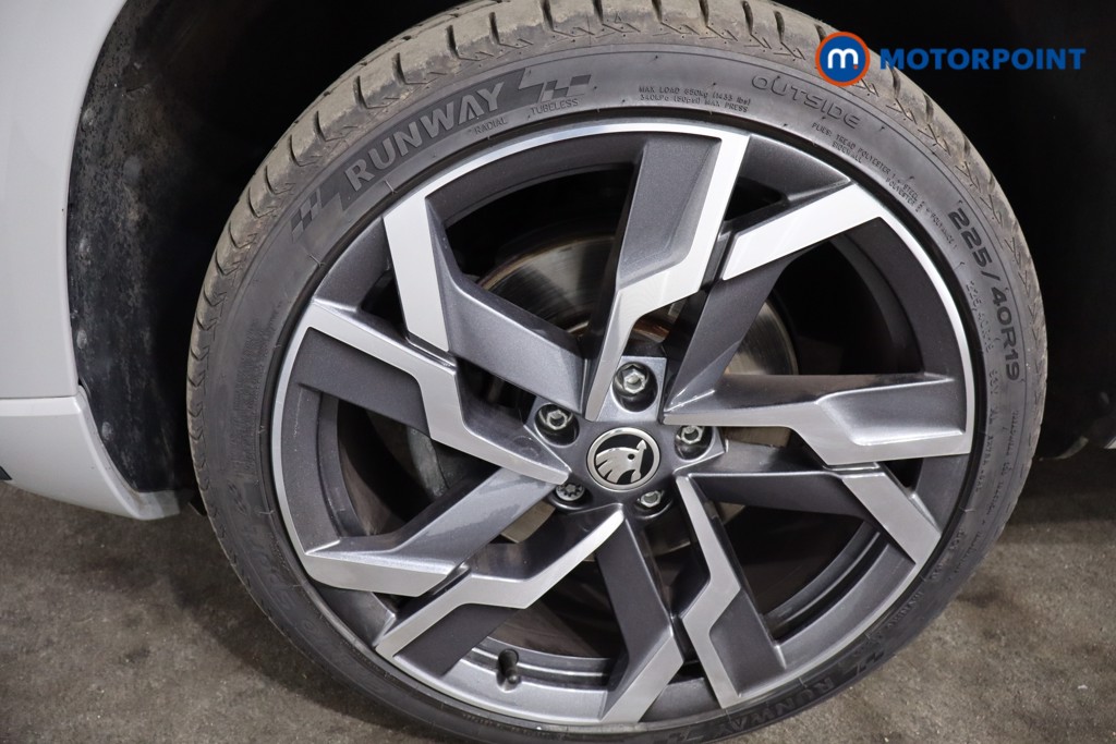 Skoda Karoq Sportline Automatic Petrol SUV - Stock Number (1589170) - 11th supplementary image