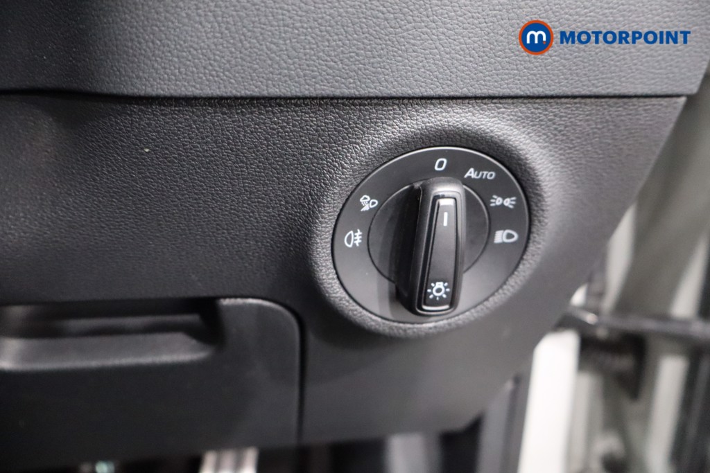 Skoda Karoq Sportline Automatic Petrol SUV - Stock Number (1589170) - 22nd supplementary image