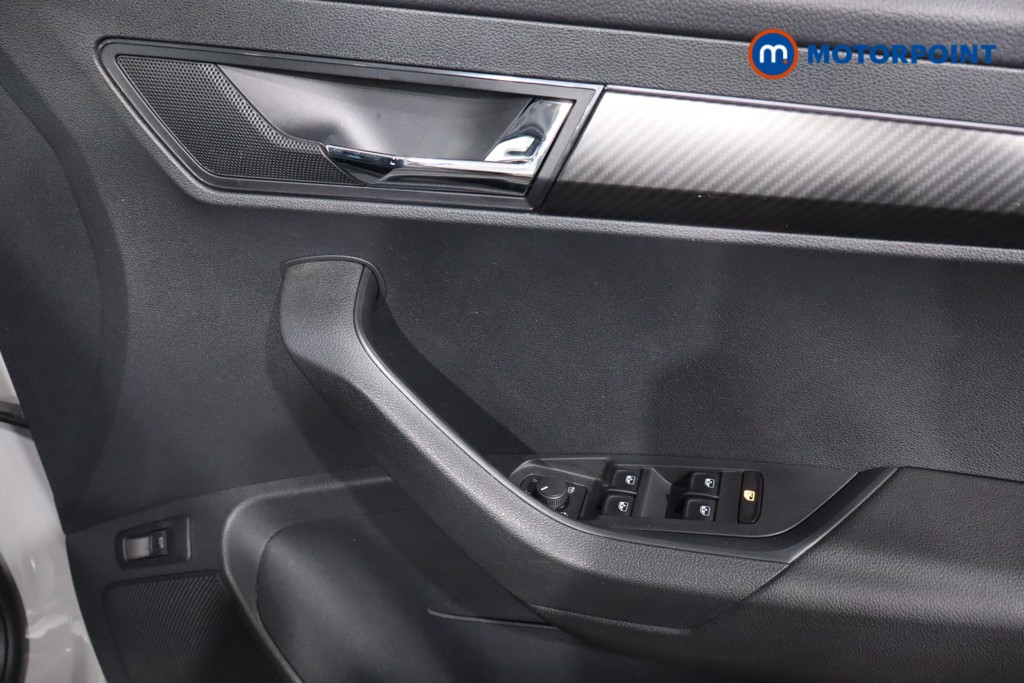 Skoda Karoq Sportline Automatic Petrol SUV - Stock Number (1589170) - 23rd supplementary image