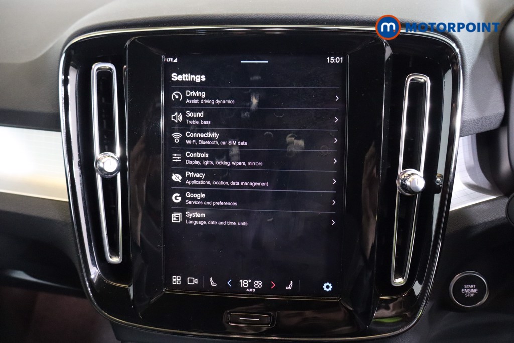 Volvo Xc40 Core Automatic Petrol SUV - Stock Number (1589411) - 11th supplementary image
