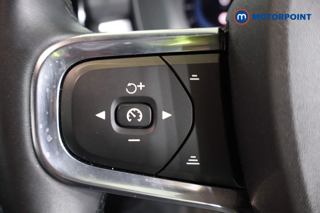 Volvo Xc40 Core Automatic Petrol SUV - Stock Number (1589411) - 14th supplementary image