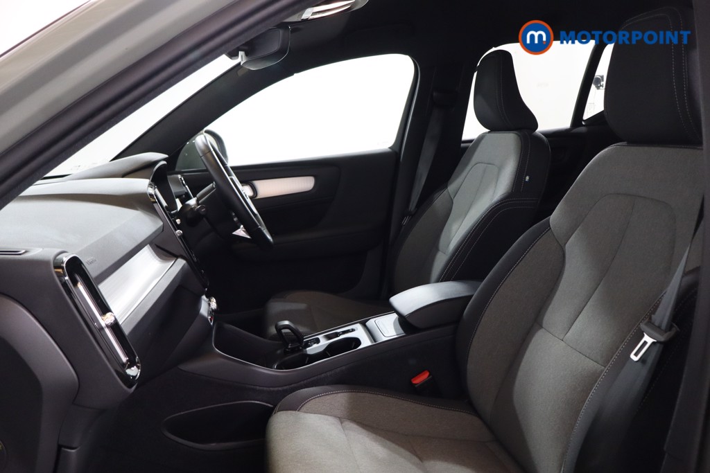 Volvo Xc40 Core Automatic Petrol SUV - Stock Number (1589411) - 19th supplementary image