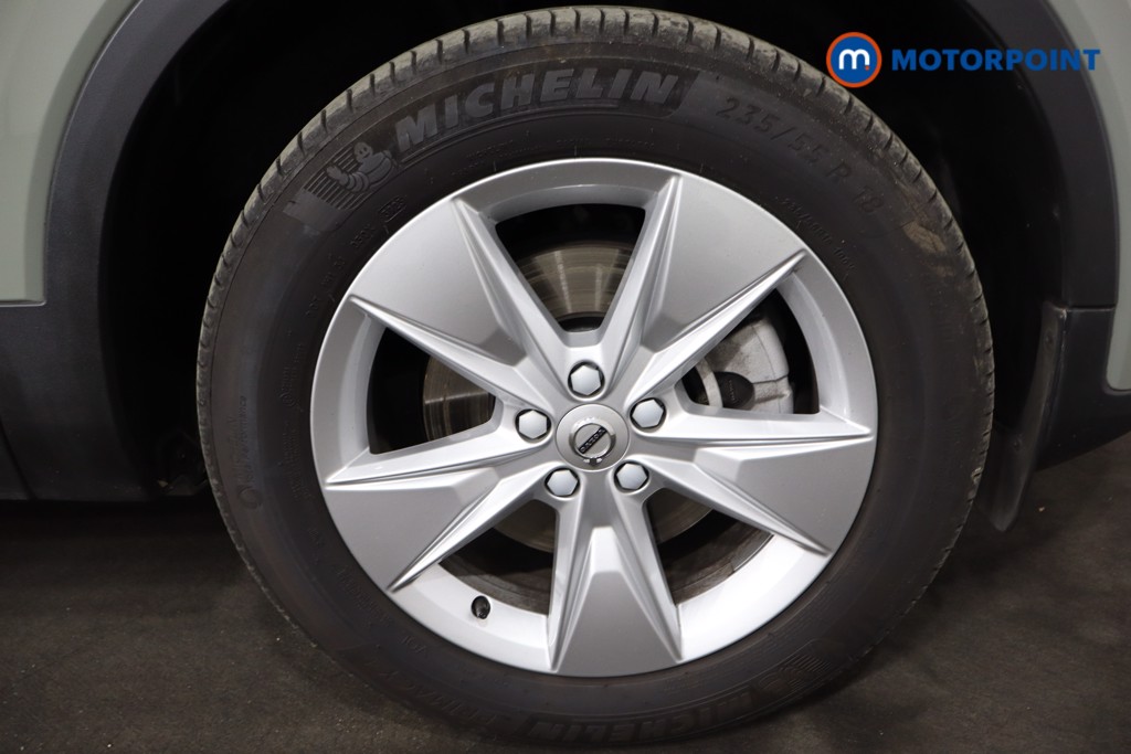 Volvo Xc40 Core Automatic Petrol SUV - Stock Number (1589411) - 27th supplementary image