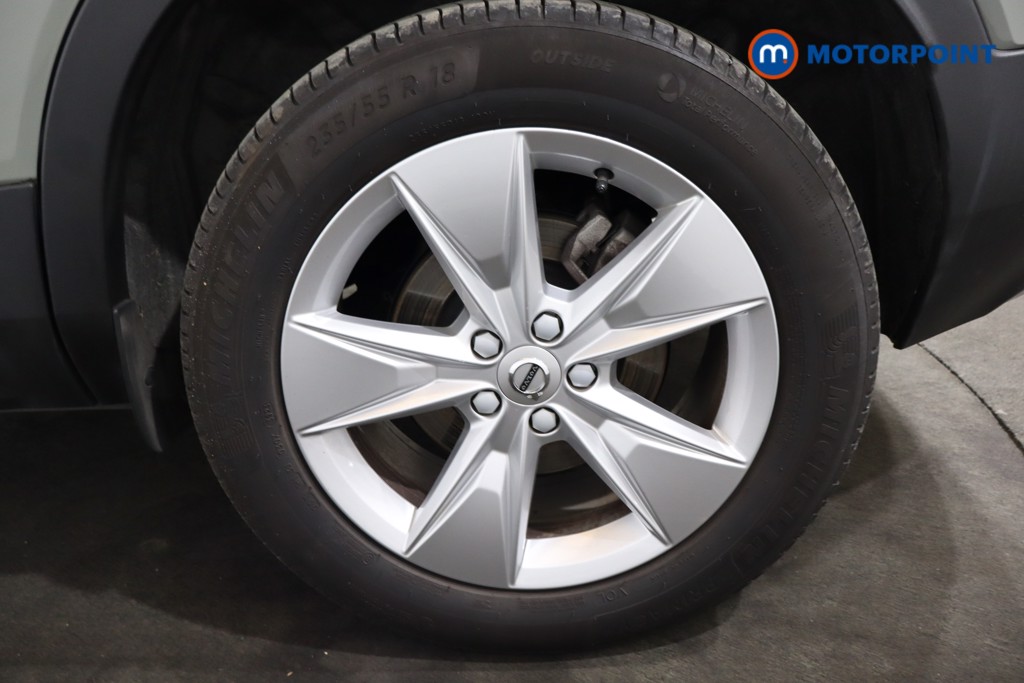 Volvo Xc40 Core Automatic Petrol SUV - Stock Number (1589411) - 29th supplementary image
