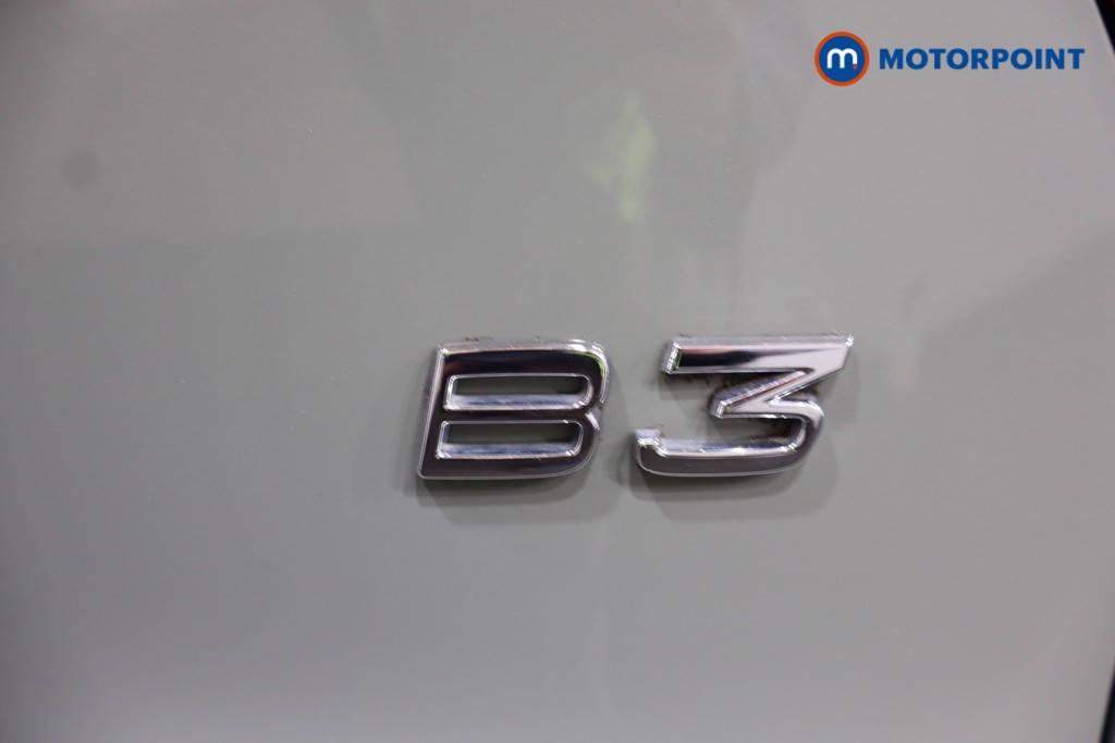 Volvo Xc40 Core Automatic Petrol SUV - Stock Number (1589411) - 32nd supplementary image