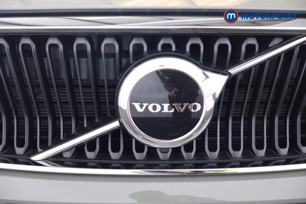 Volvo Xc40 Core Automatic Petrol SUV - Stock Number (1589411) - 34th supplementary image