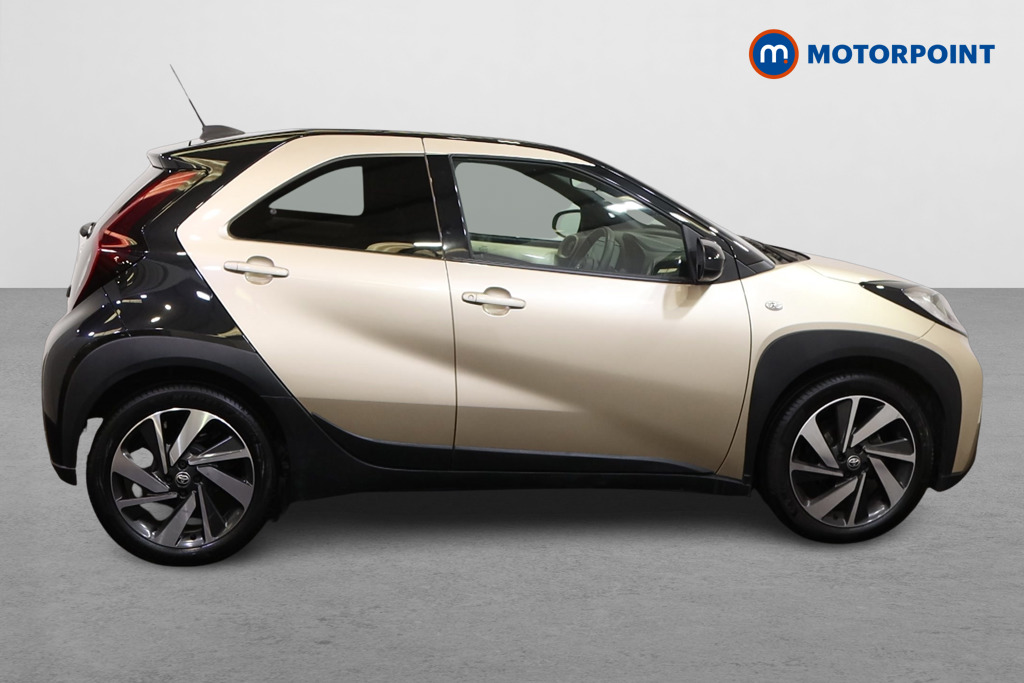 Toyota Aygo X Edge Manual Petrol Hatchback - Stock Number (1589424) - Drivers side